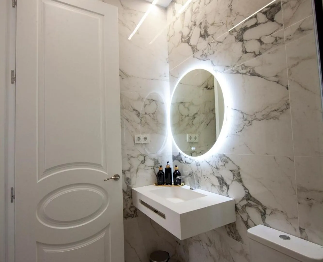 Pries Homes - Little Lotus Malaga 0*,  Spain